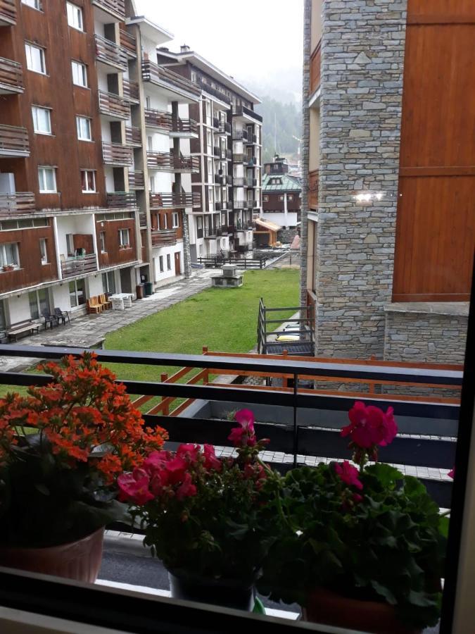 Appartamento rinnovato centralissimo a Cervinia Breuil-Cervinia Esterno foto